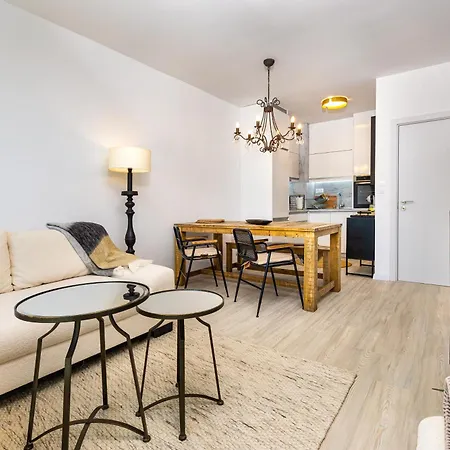 Apartment Exclusive One-bedroom Retreat With Private Parking Plovdiv