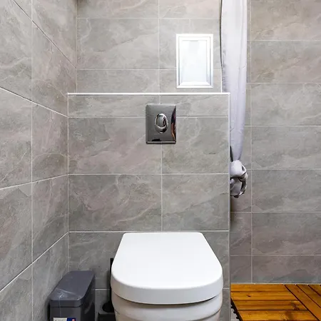Exclusive One-bedroom Retreat With Private Parking * Plovdiv